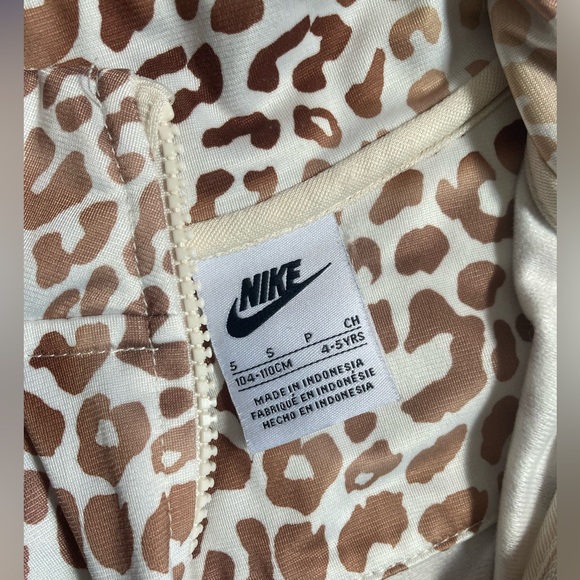 Toddler sportswear used - Picture 3 of 4